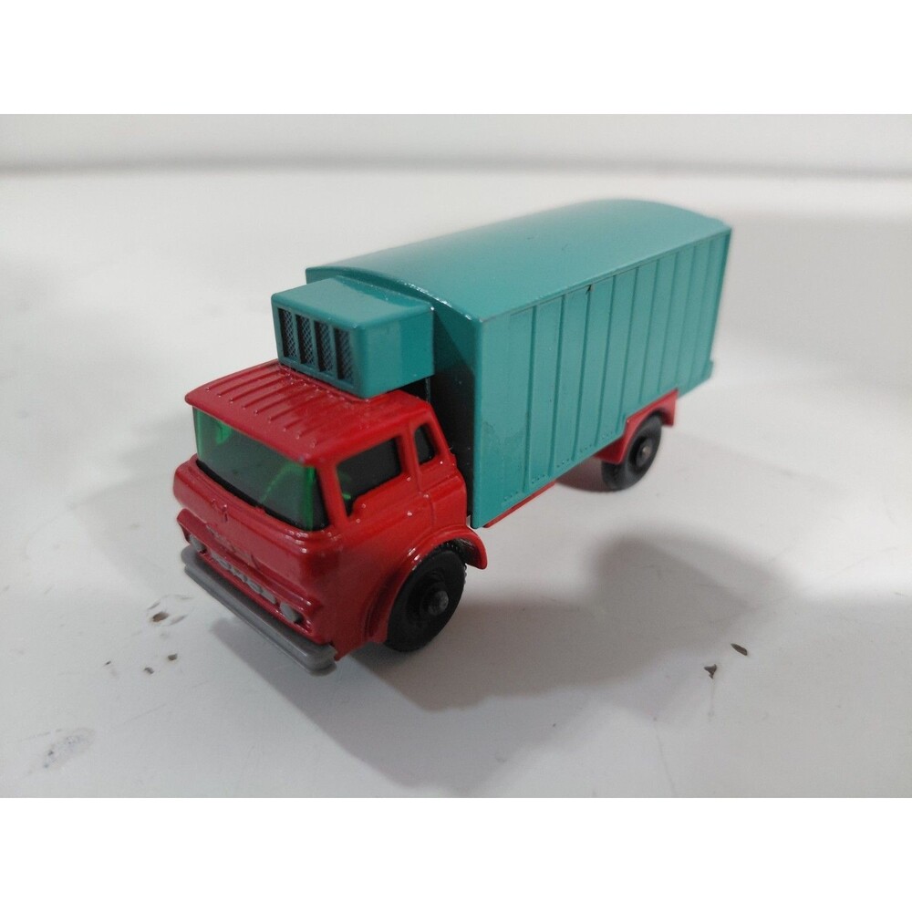Lesney Matchbox Series 44 Die Cast 1:64 GMC Refrigerator Truck